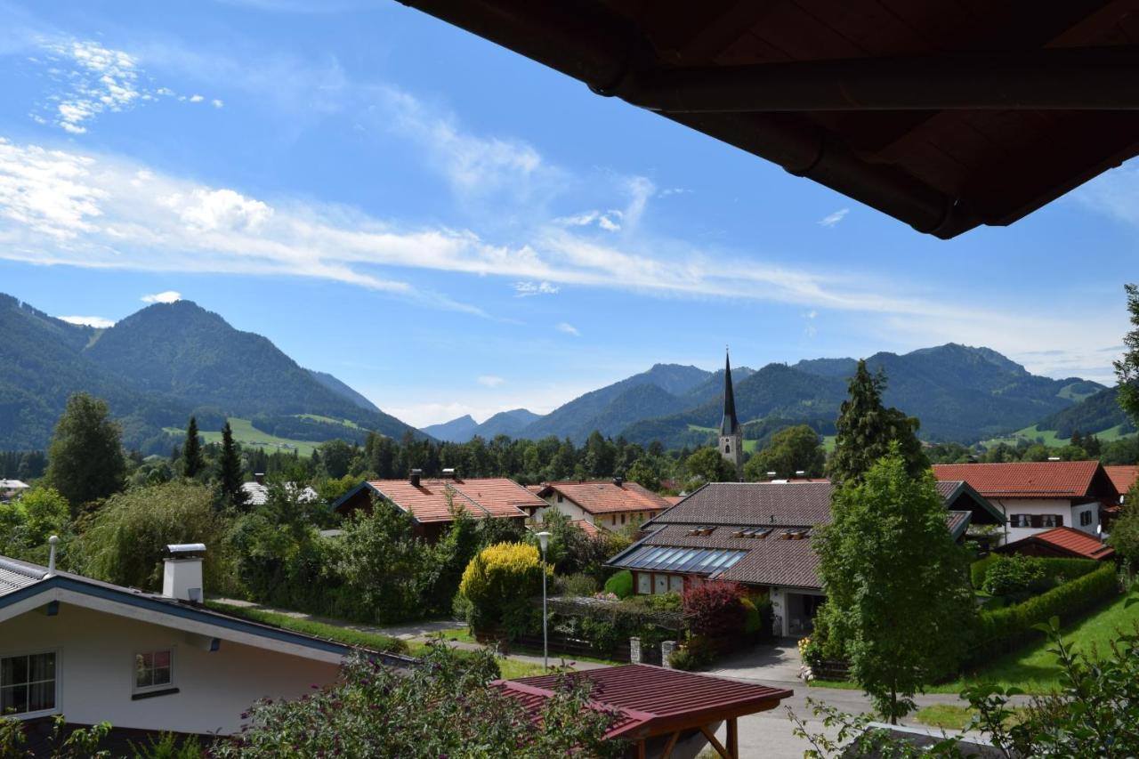 Ferienwohnungen "Am Golfplatz" Inkl. Chiemgaukarte Ruhpolding Exterior foto